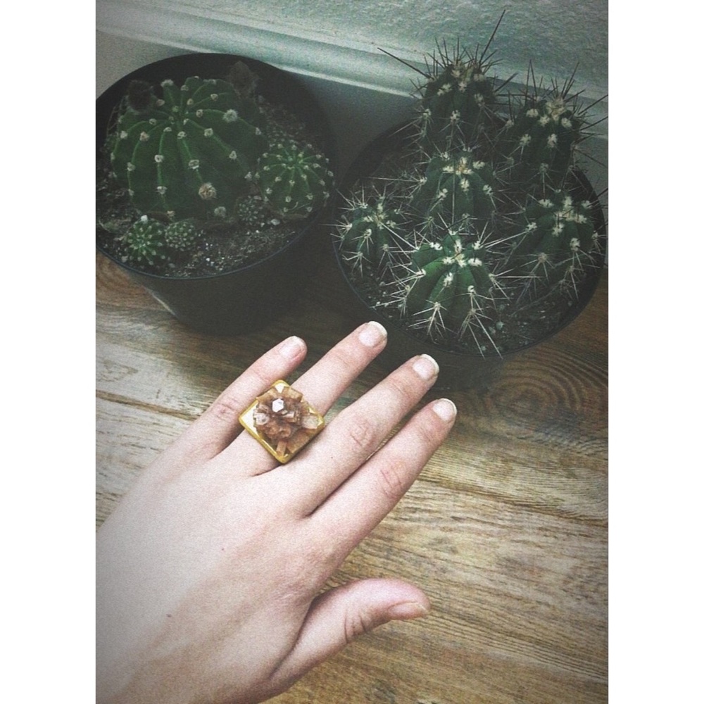 Raw Aragonite Morocco Quartz Stone Ring 7